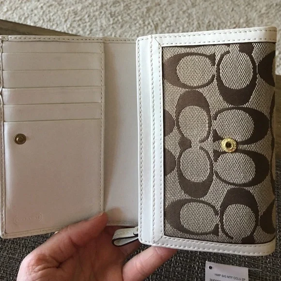 Coach Brown and White Canvas Wallet with Floral Embroidery - Picture 2 of 4